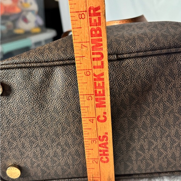 Michael Kors MK Brown Signature Tote Purse Shoulder Bag - Picture 7 of 7